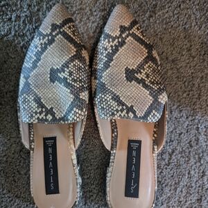 Steve Madden shoes